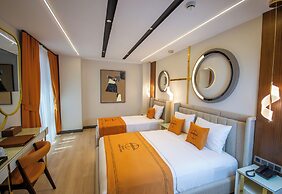 Elysian Airport Hotel & Restaurant