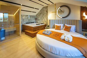 Elysian Airport Hotel & Restaurant