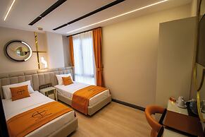 Elysian Airport Hotel & Restaurant