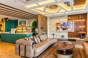 Elysian Airport Hotel & Restaurant
