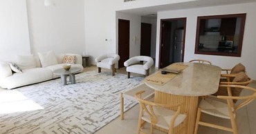 Modern 2BR with Amazing Marina View