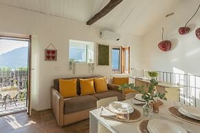 The Green Nest by Lake Como