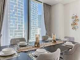 Breathtaking 3BR with Sea & Marina