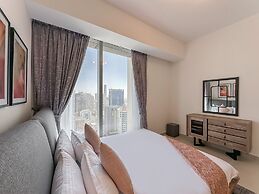 Breathtaking 3BR with Sea & Marina