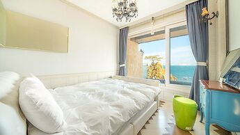 Gyeongju Blue21 Poolvilla Pension