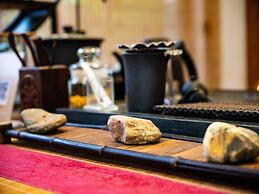Yangshuo Mountain River Ballad Hotel