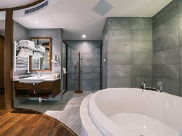 Yangshuo Mountain River Ballad Hotel