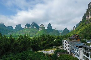 Yangshuo Mountain River Ballad Hotel