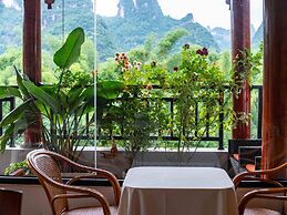 Yangshuo Mountain River Ballad Hotel