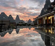Yangshuo Mountain River Ballad Hotel