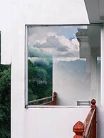 Yangshuo Mountain River Ballad Hotel