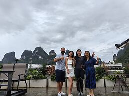 Yangshuo Mountain River Ballad Hotel