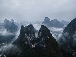 Yangshuo Mountain River Ballad Hotel