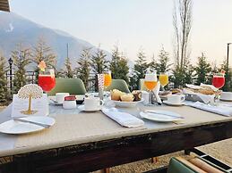 Walnut Creek Pahalgam