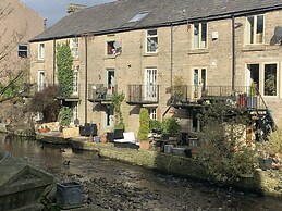 Bear Pit Cottage