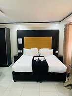 DBright Guest Lodge