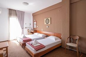HOTEL AKROPOL