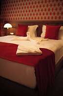 74 Hotel