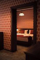 74 Hotel