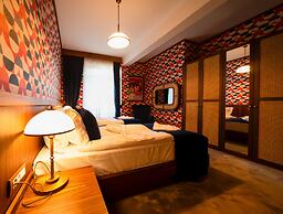 74 Hotel