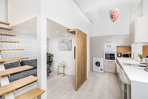 Lovely Apartment by National Museum