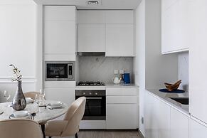 Stylish 1BR at Palace Residences