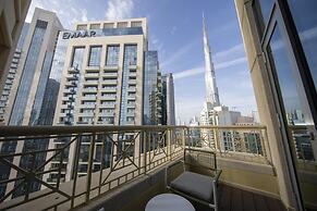 Fountain View Signature Residence With Terrace 135 SQM