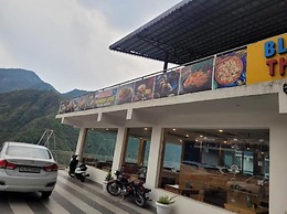 The Bel Mount
