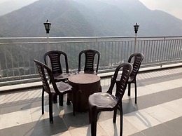 The Bel Mount