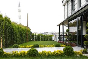 Garden Mode Airport Hotel