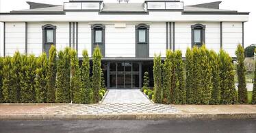 Garden Mode Airport Hotel