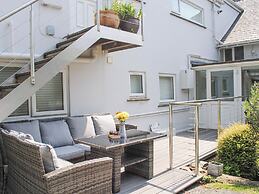5 Melbury