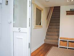 5 Melbury