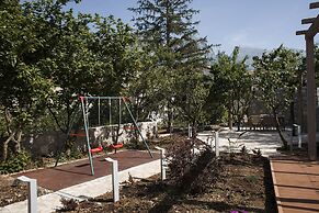 Galathea House