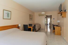 Le Batiment Apartments