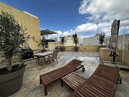 Ta' Pinu Spa Suite - Luxury Heritage Living