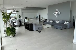 RIO HOTEL