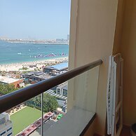 Remarkable 2-bed Apartment in Dubai