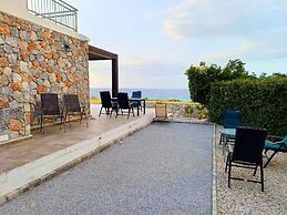 Luxurious Villa With Breathtaking Seaview