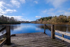 Lilymere Boat House