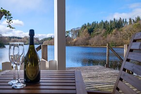 Lilymere Boat House