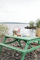 Luxury Waterfront Self-Catering Cabins