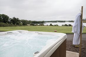 Luxury Waterfront Self-Catering Cabins