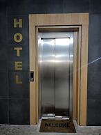 CITY CENTER HOTEL