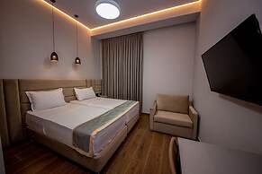 CITY CENTER HOTEL