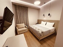 CITY CENTER HOTEL