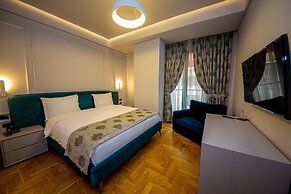 CITY CENTER HOTEL