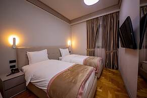 CITY CENTER HOTEL