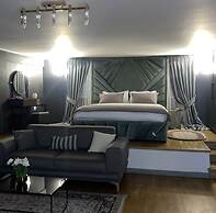 CITY CENTER HOTEL