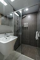 SR Hotel Yeongjong